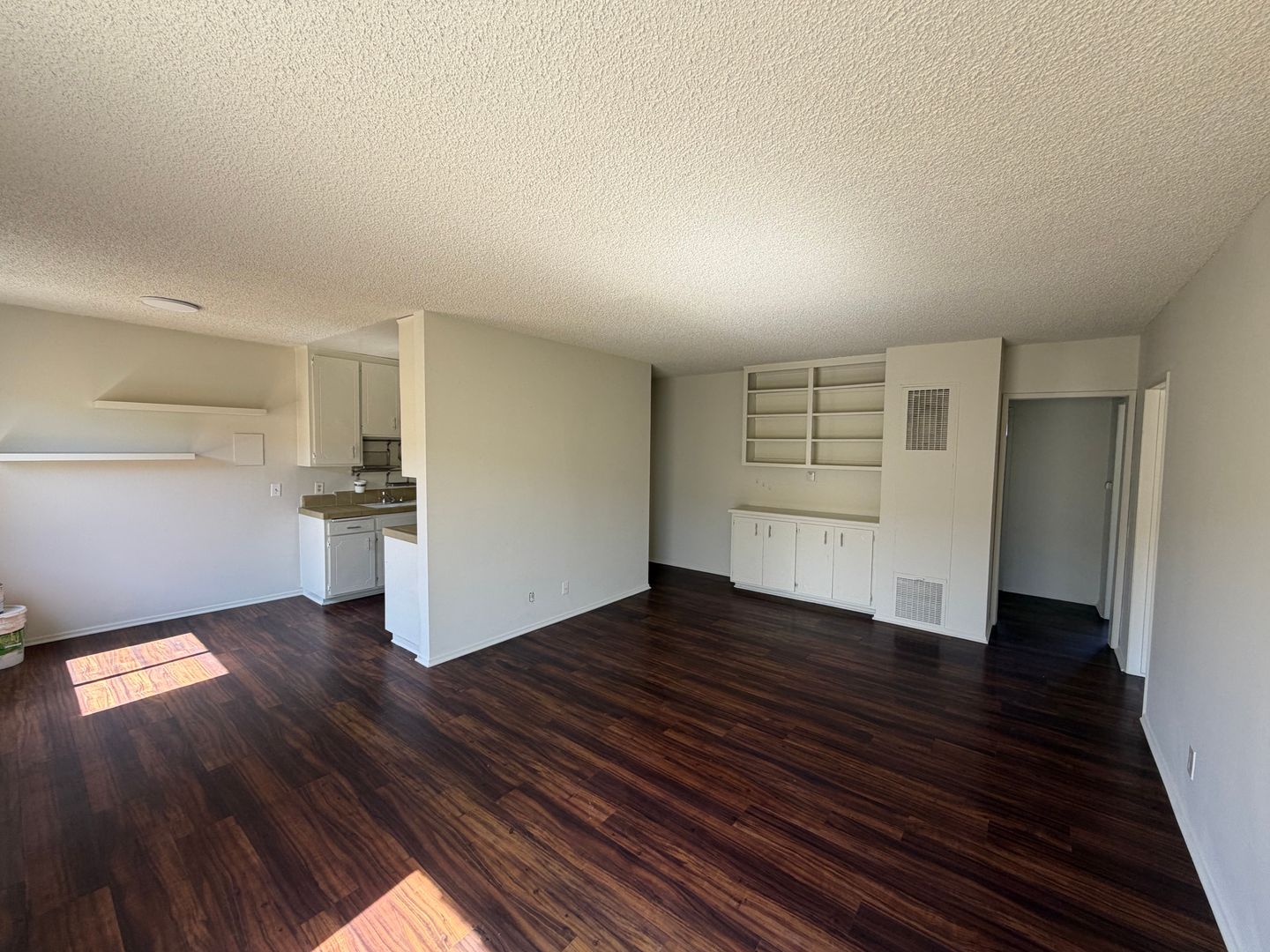 Los Angeles rental listing photo