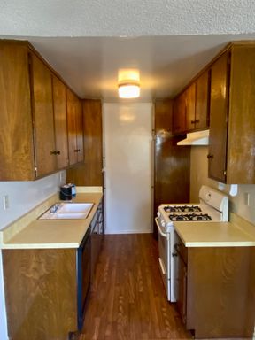 Los Angeles rental listing photo