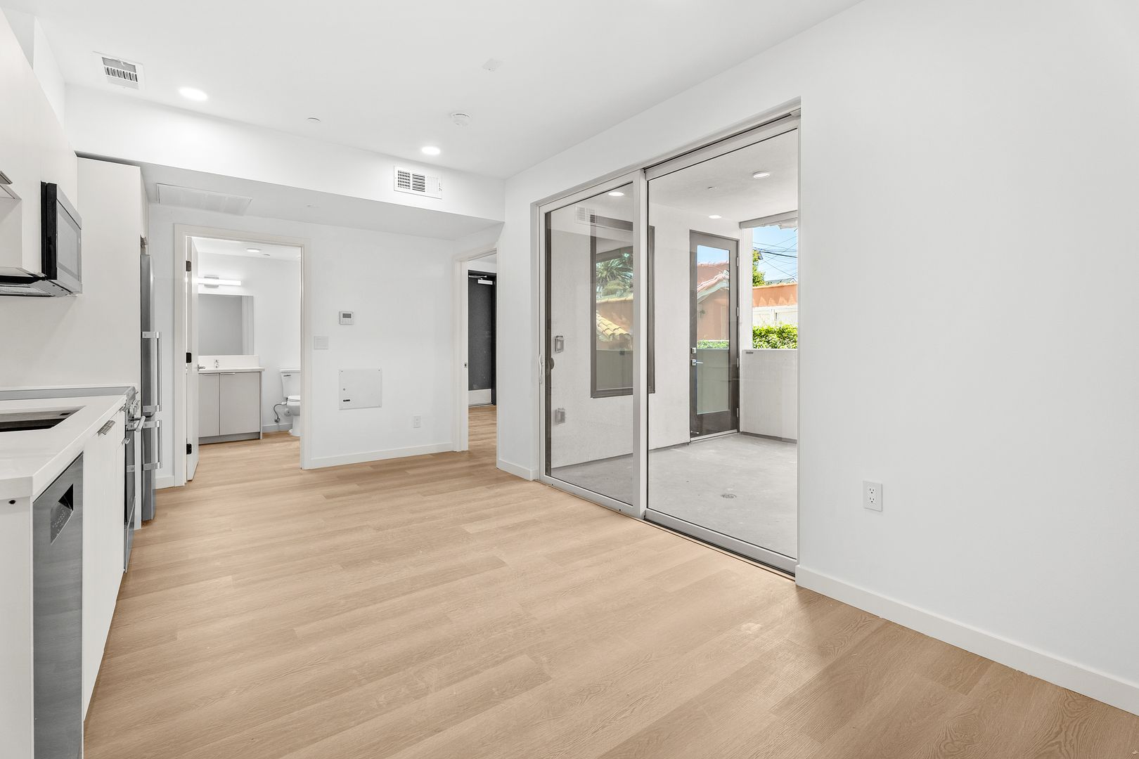 Los Angeles rental listing photo