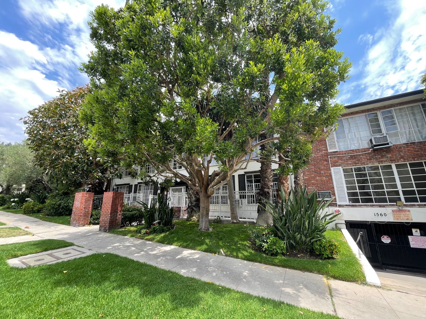 Los Angeles rental listing photo