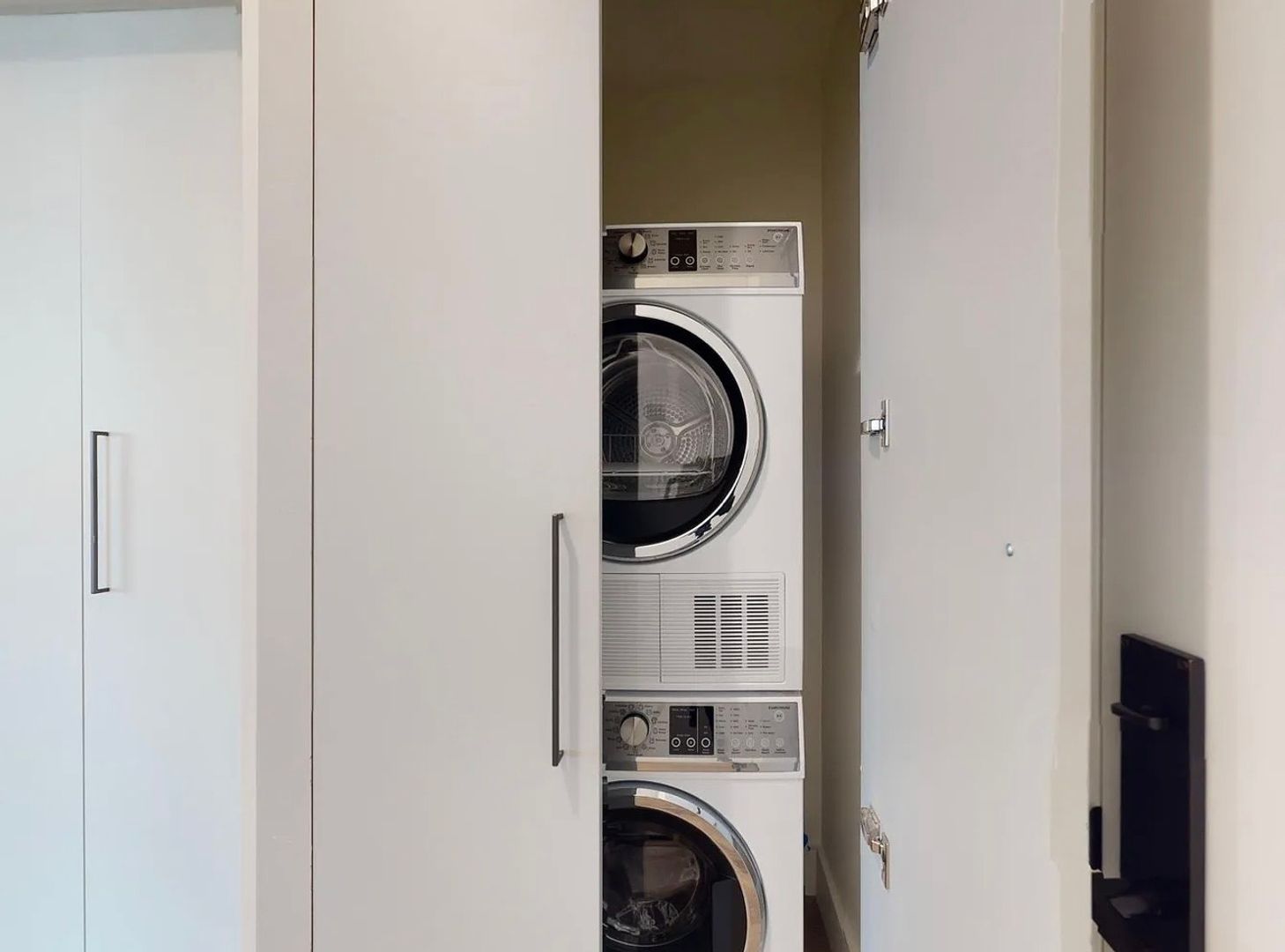 Los Angeles rental listing photo