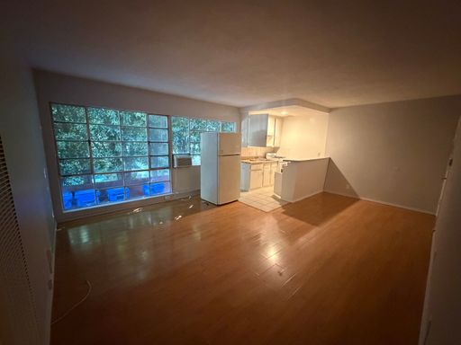 Los Angeles rental listing photo