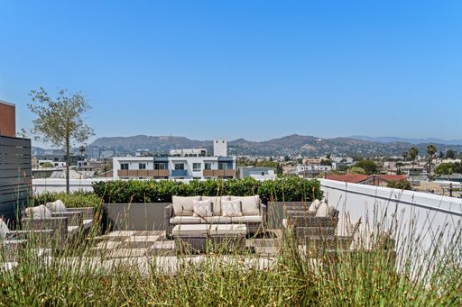 Los Angeles rental listing photo