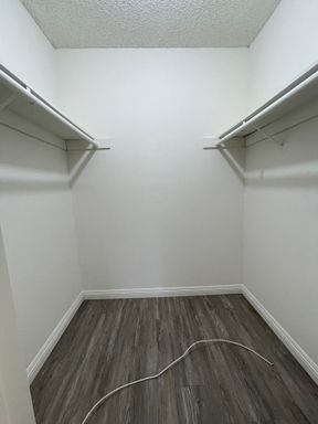 Los Angeles rental listing photo