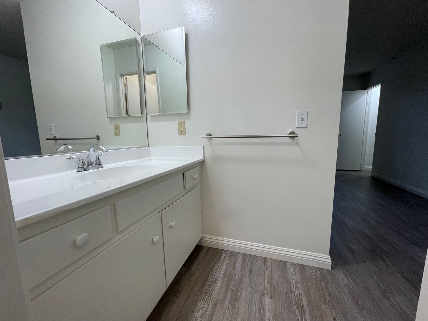 Los Angeles rental listing photo