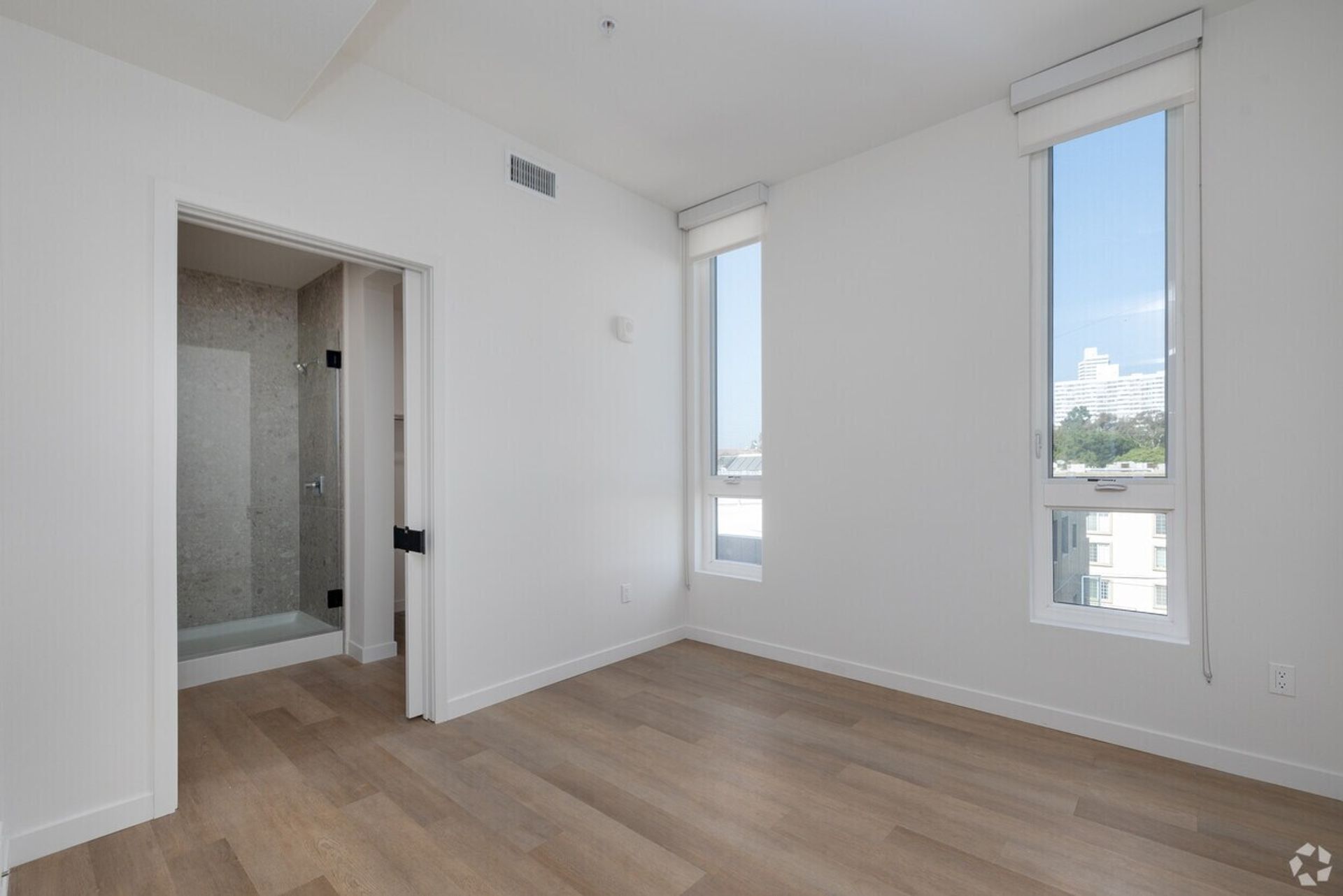 Los Angeles rental listing photo