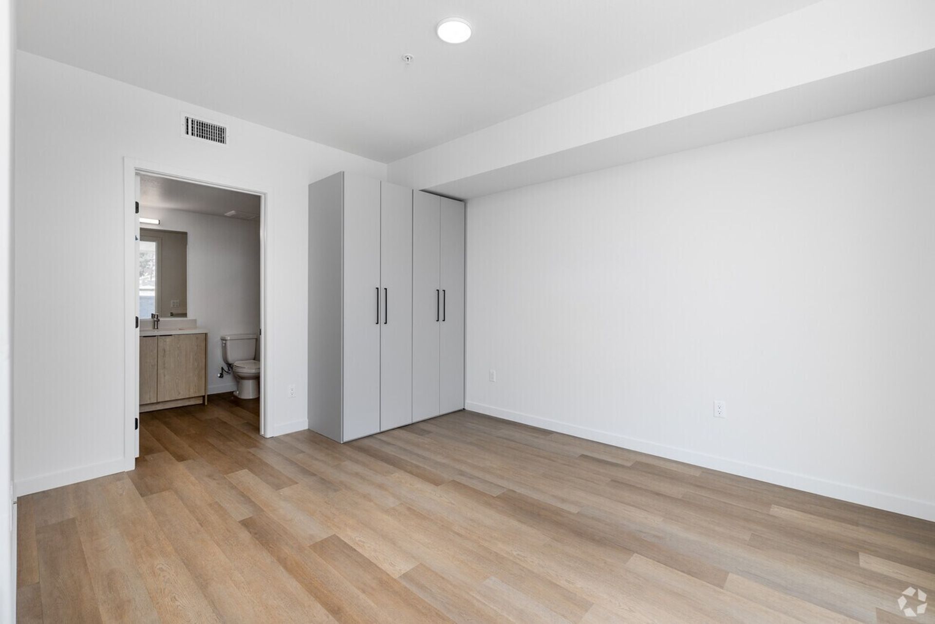 Los Angeles rental listing photo