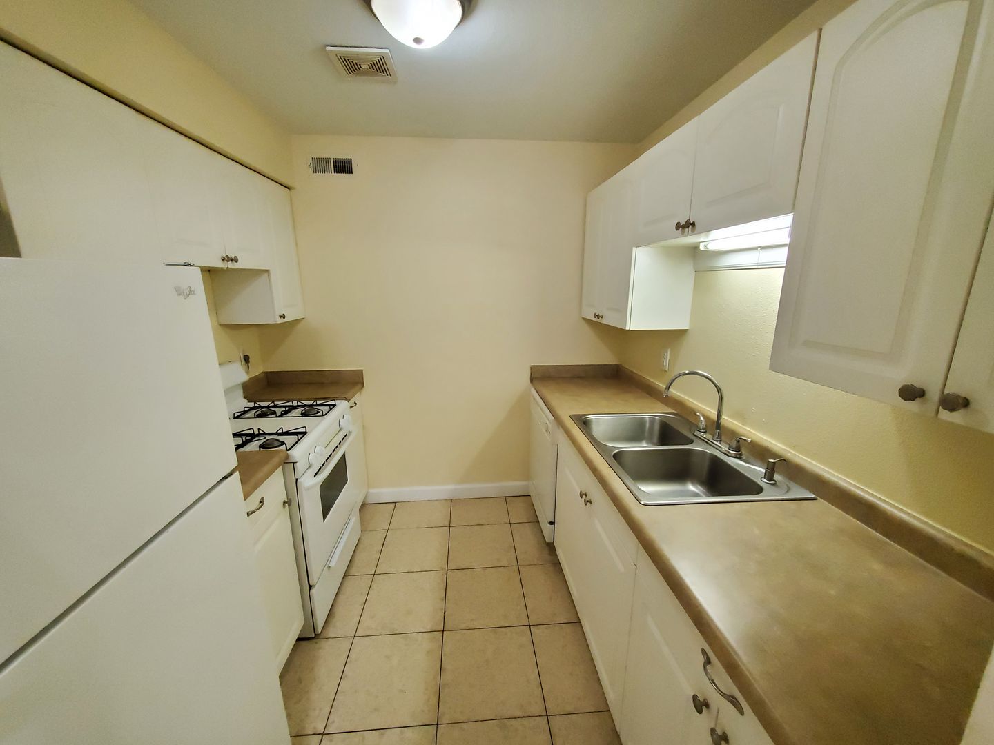 Rantoul Apartment: 1505 Hobson Drive