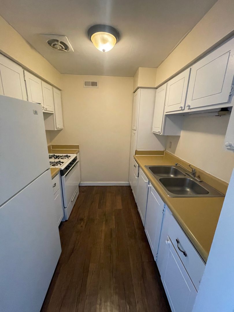 Rantoul Apartment: 1505 Hobson Drive