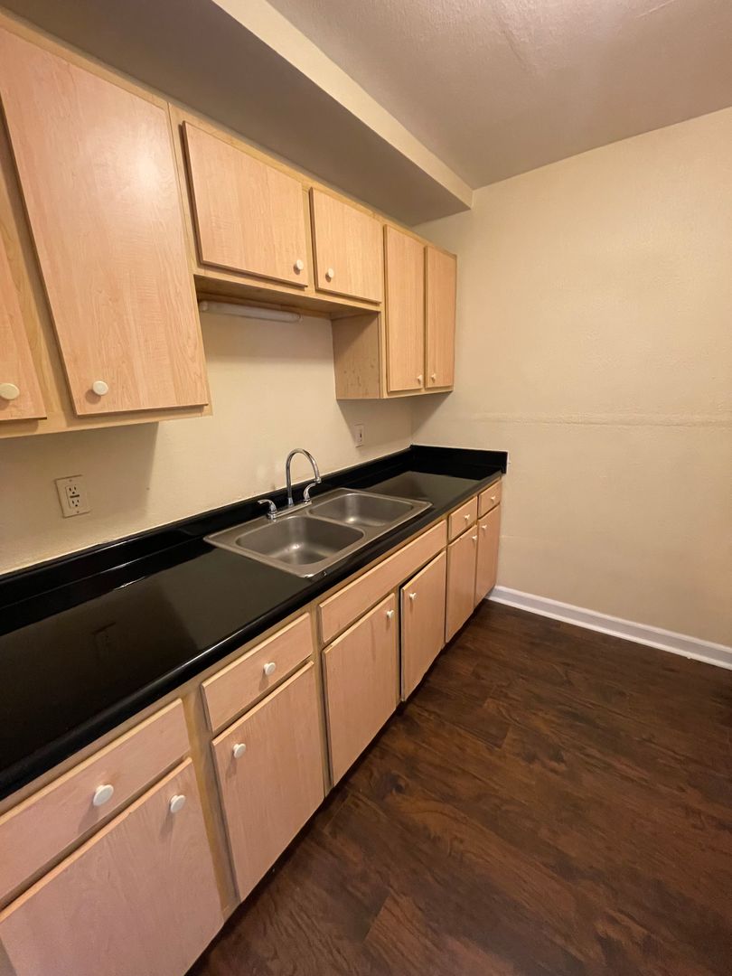 Rantoul Apartment: 1505 Hobson Drive
