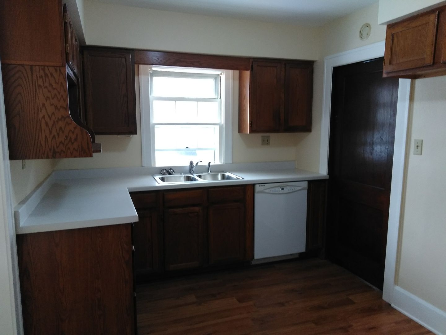 Rockford House: 619 Brown Ave