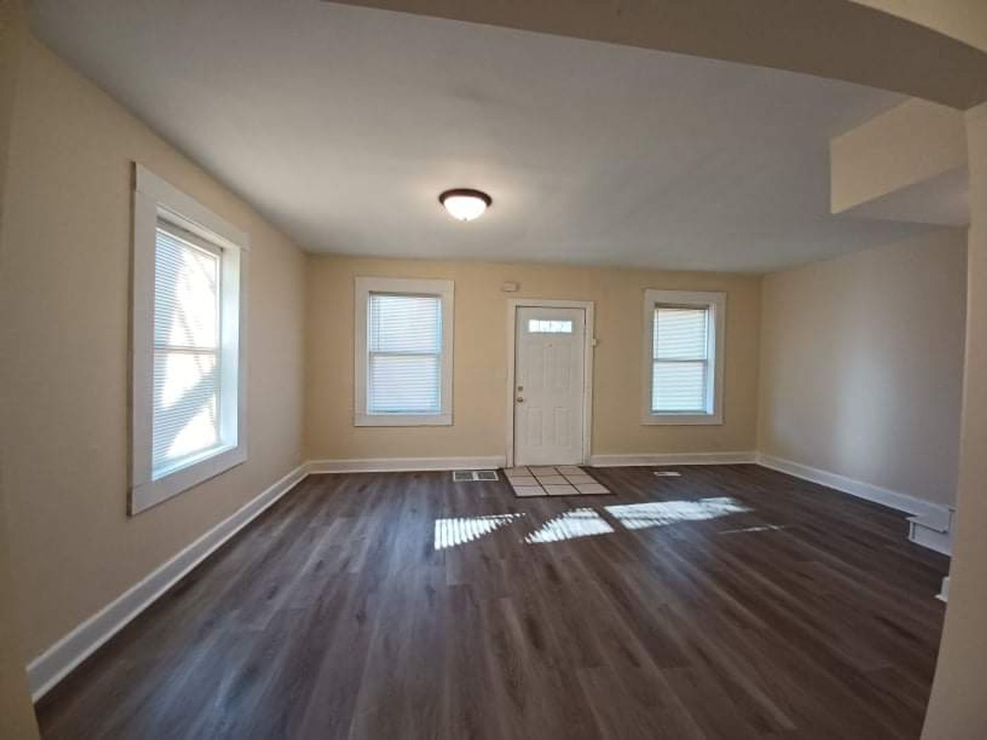 Rockford House: 1322 S 6th St