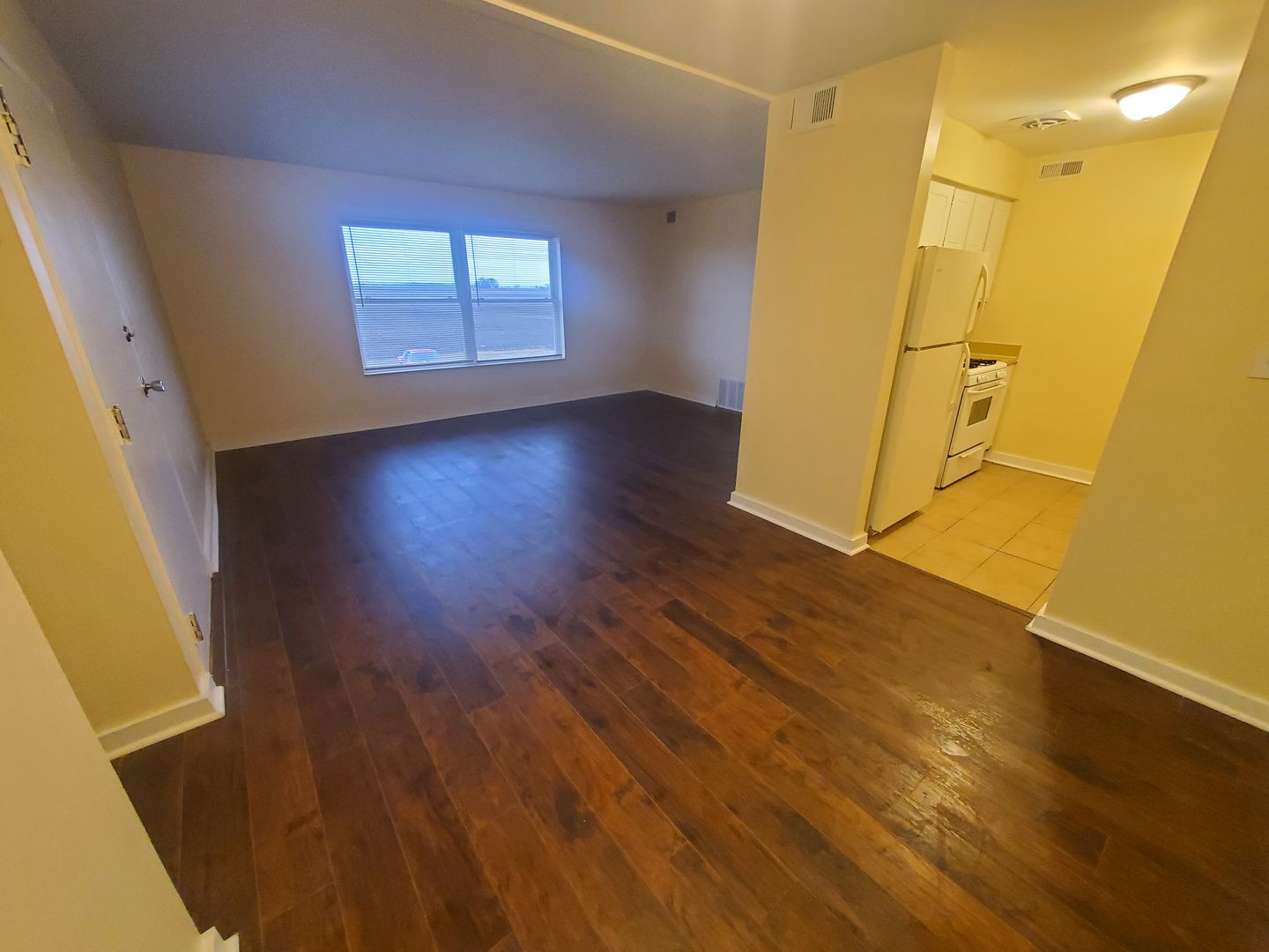 Rantoul Apartment: 1505 Hobson Drive