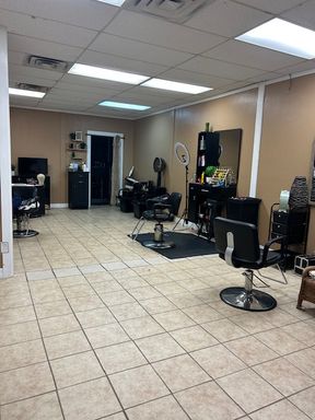 5775 South Lakeshore Dr - Hair Stylist Suite – photo 1