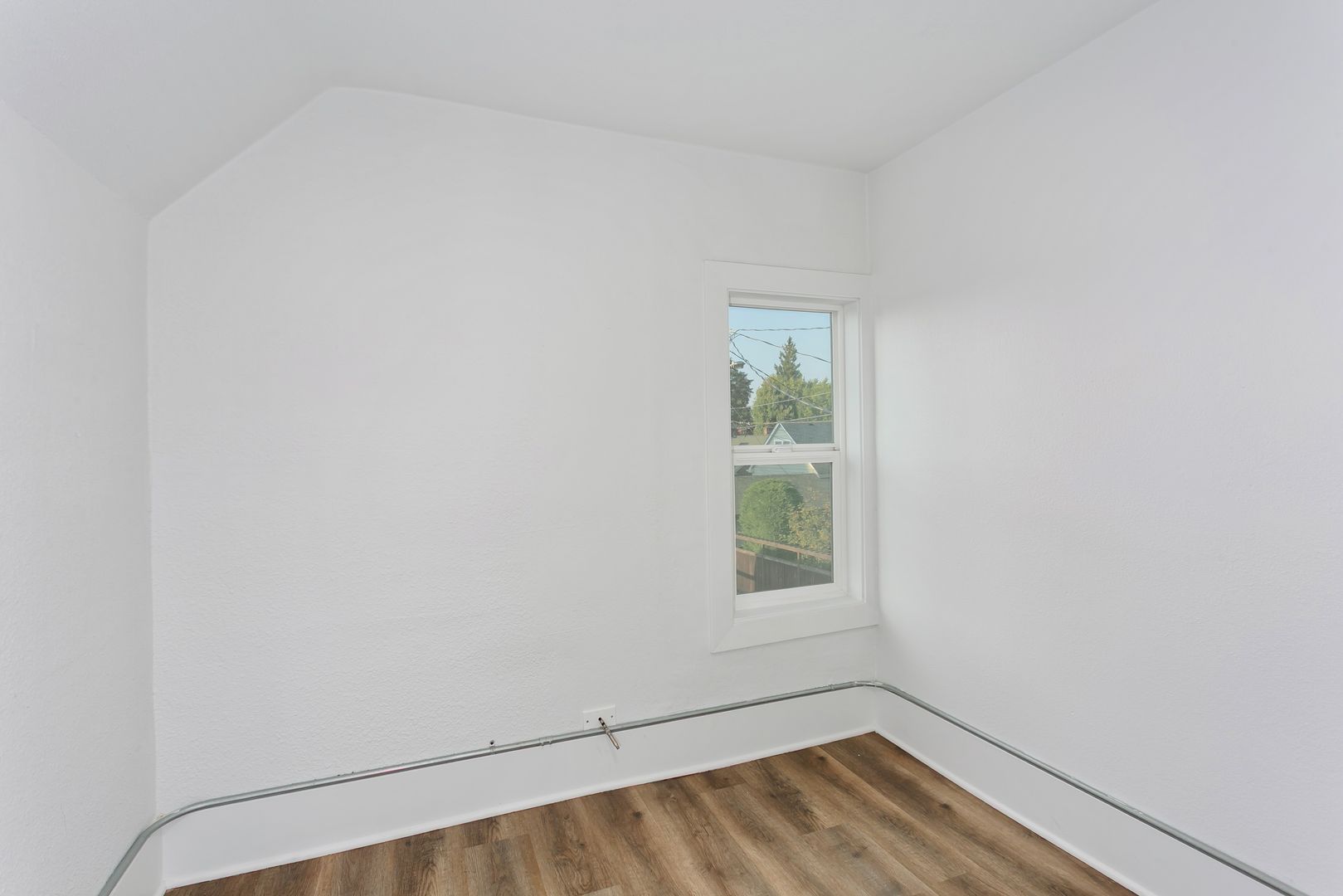 Tacoma Apartment: 2711 North 8th St