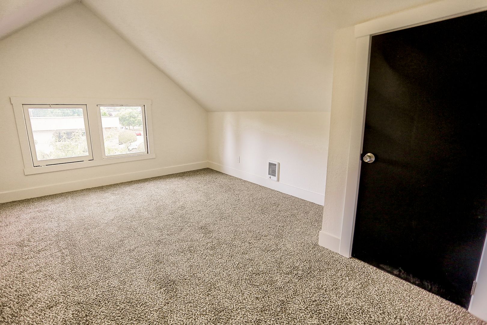 Tacoma Apartment: 1001 South I St
