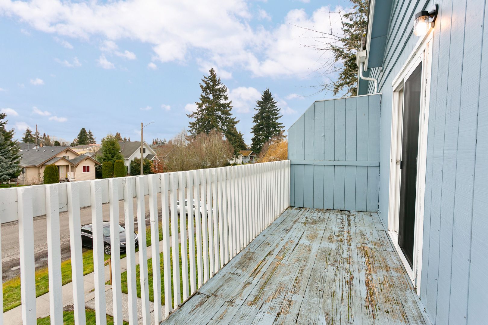 Tacoma Apartment: 3572 East F Street