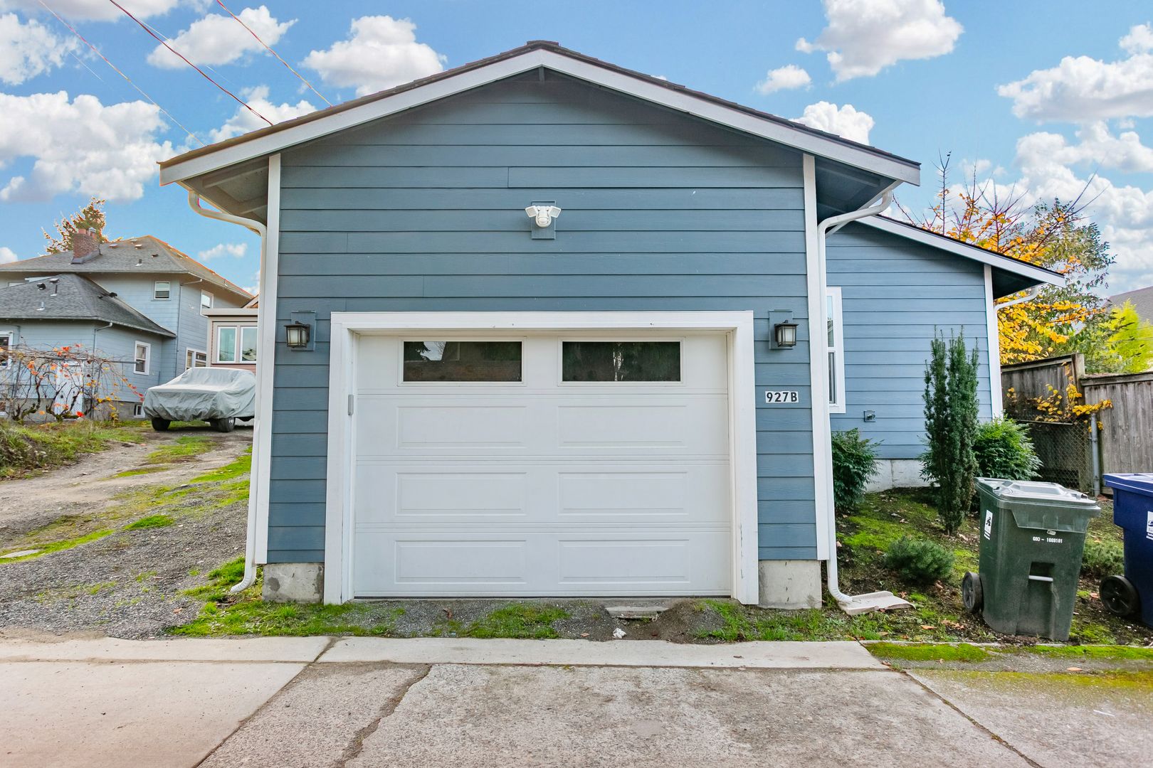 Tacoma House: 927 #B S Cushman Ave