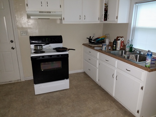 3 bedroom, updated, fenced yard, Phoebus – photo 1