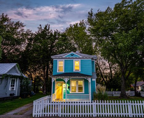 Vibrant escape at Phoebus. – photo 1