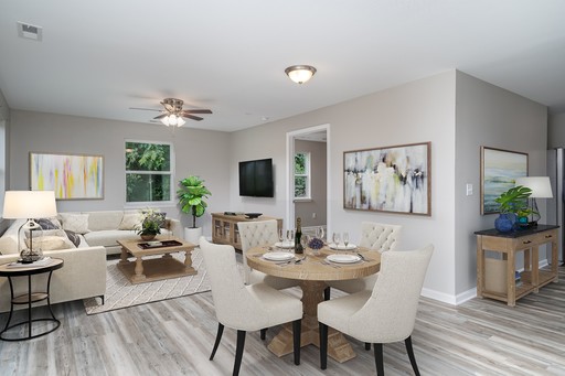 Newly remodeled, 4 bedroom, country living – photo 1