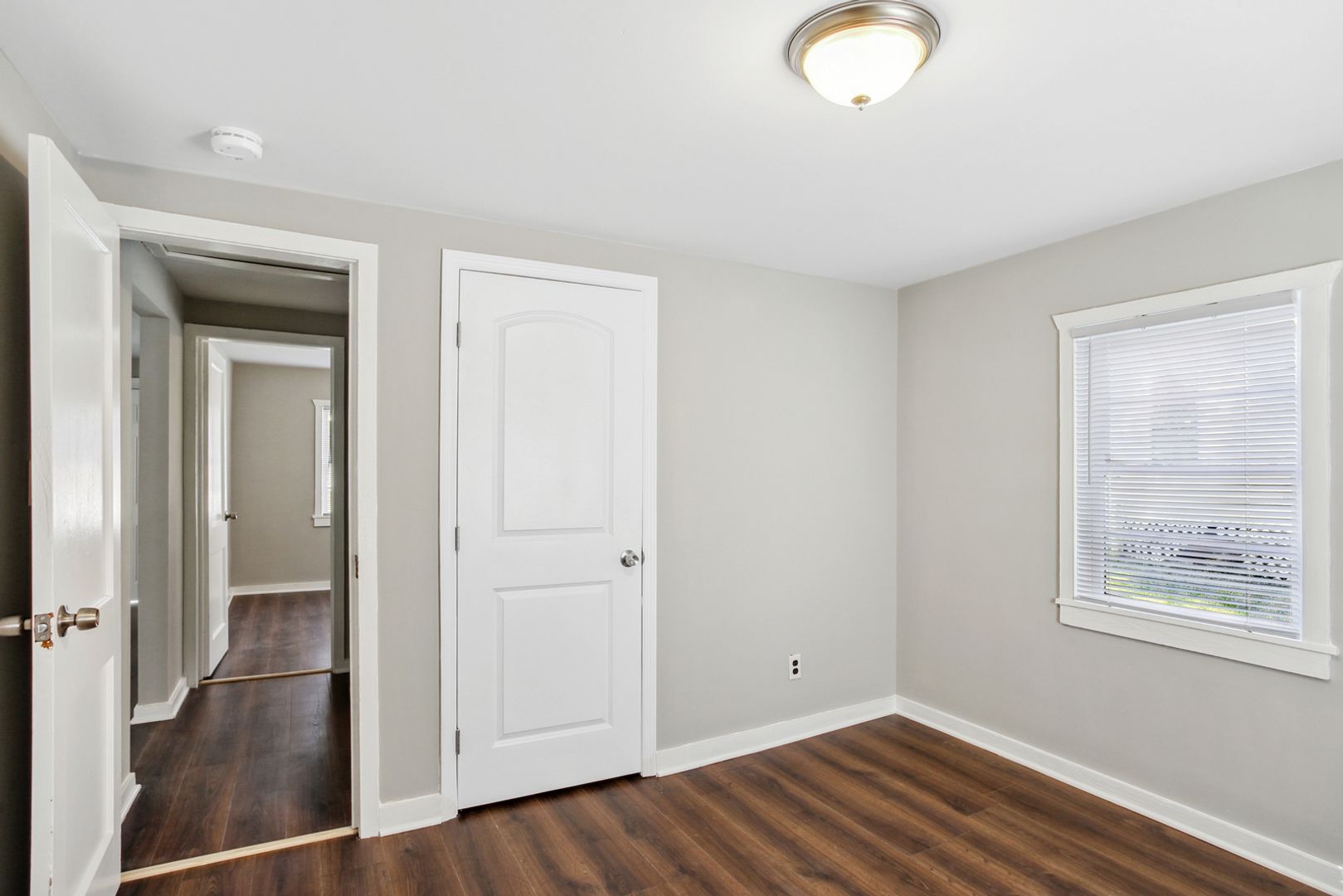 Savannah House: 817 West 44th Street