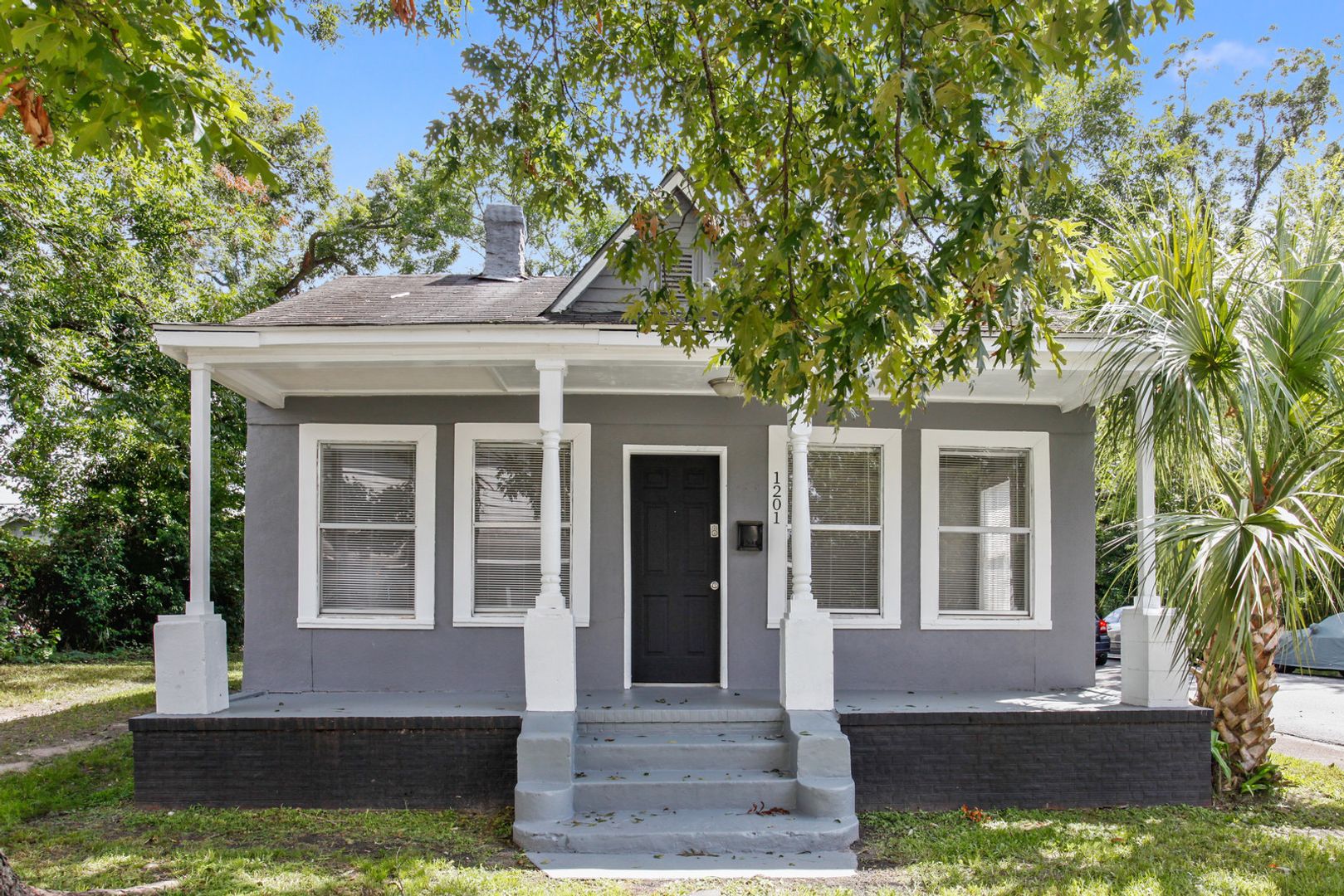 Savannnah Apartment: 1201 East Bolton