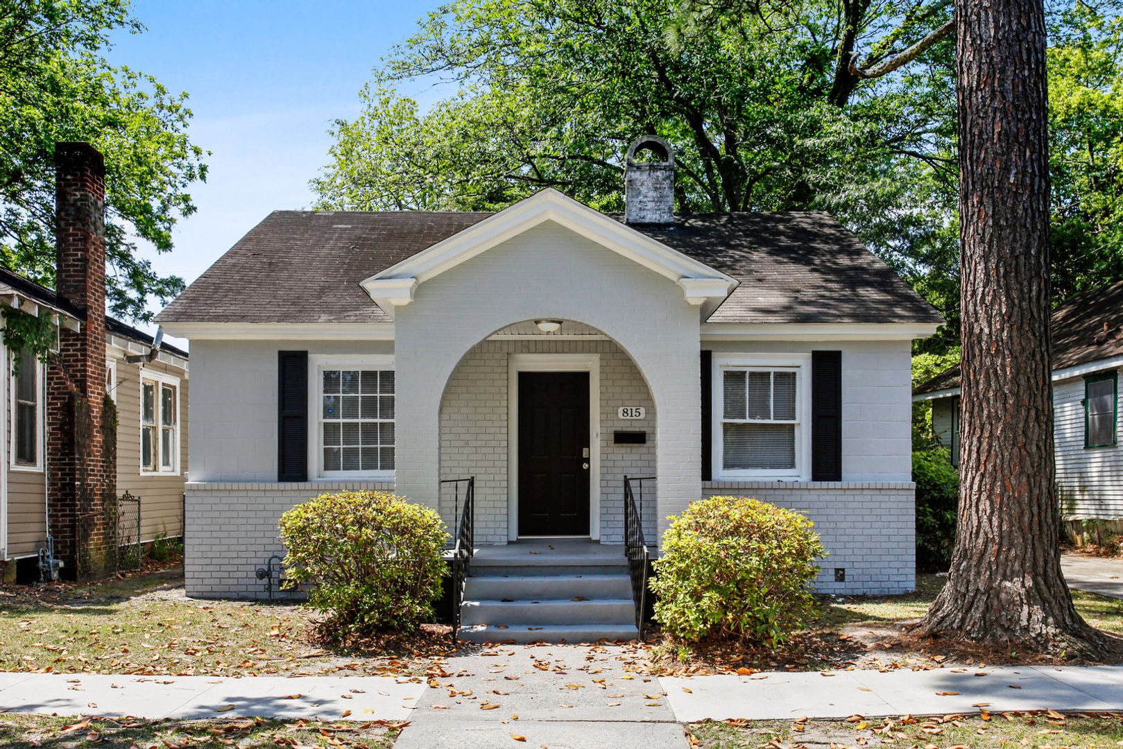 Savannah House: 815 East 33rd Street