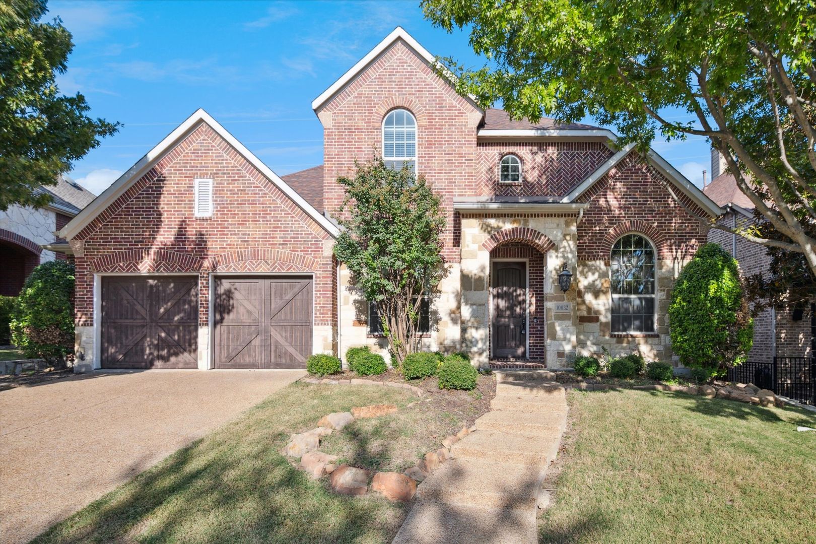 Frisco House: 10032 Gentry Dr.