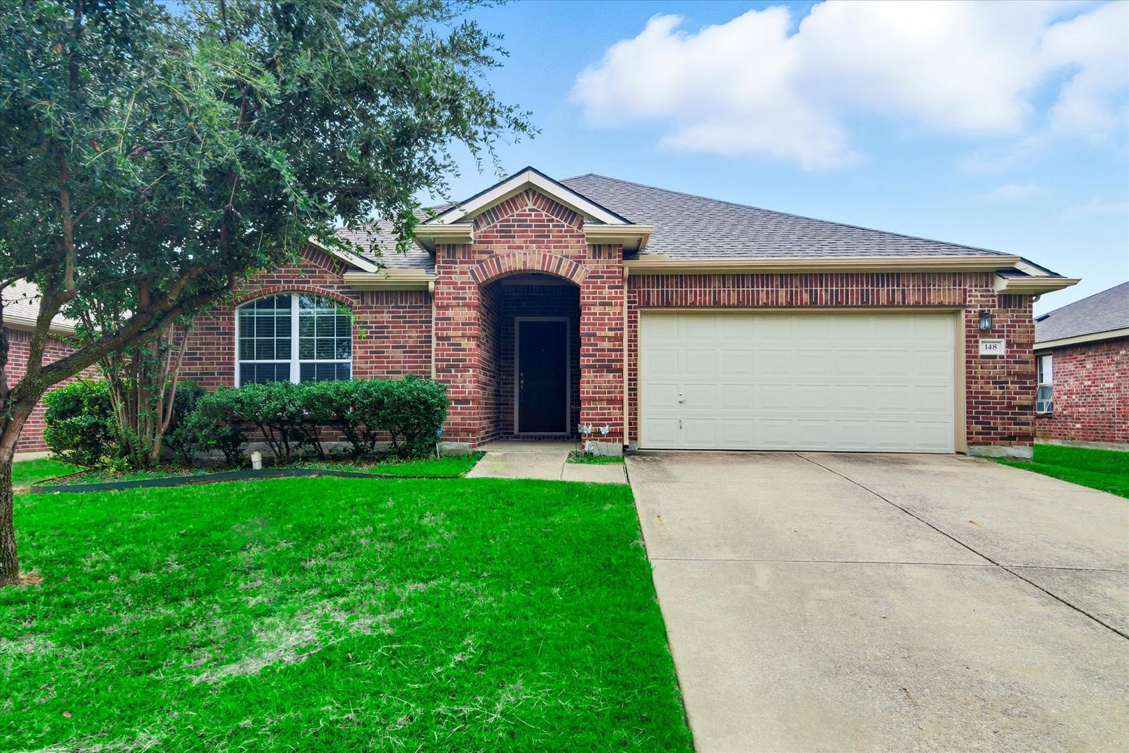Princeton House: 148 Briar Grove