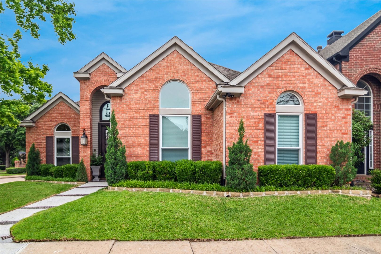 Dallas House: 18503 Kelly Cave Trail