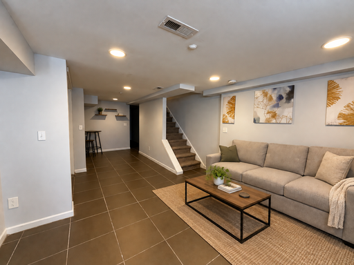 Listing photo thumbnail