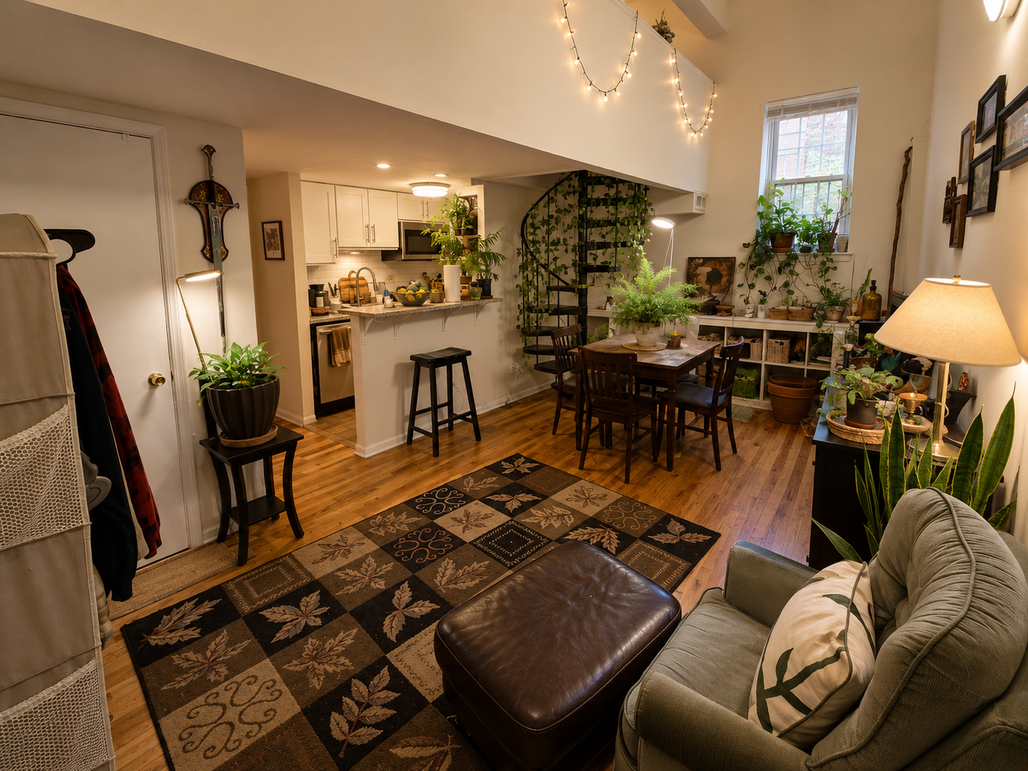 Philadelphia Apartment: 1214 Waverly Walkway