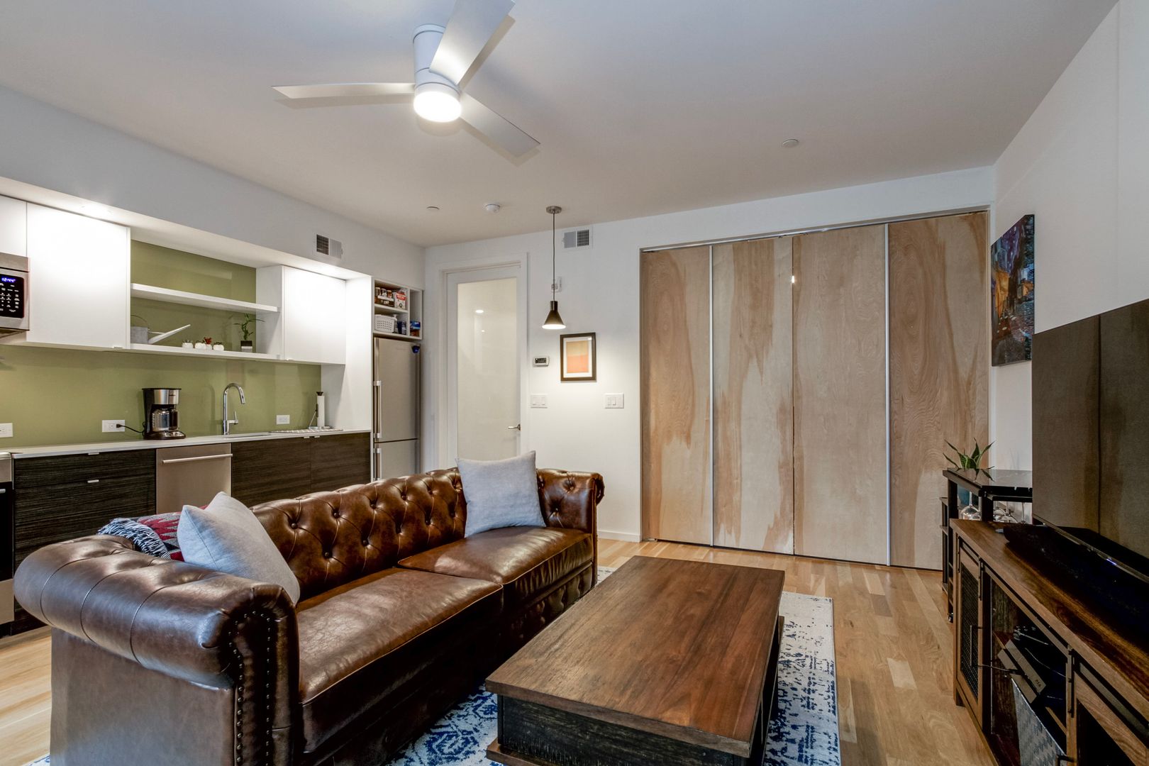 Philadelphia Apartment: 1942 N. Front Street