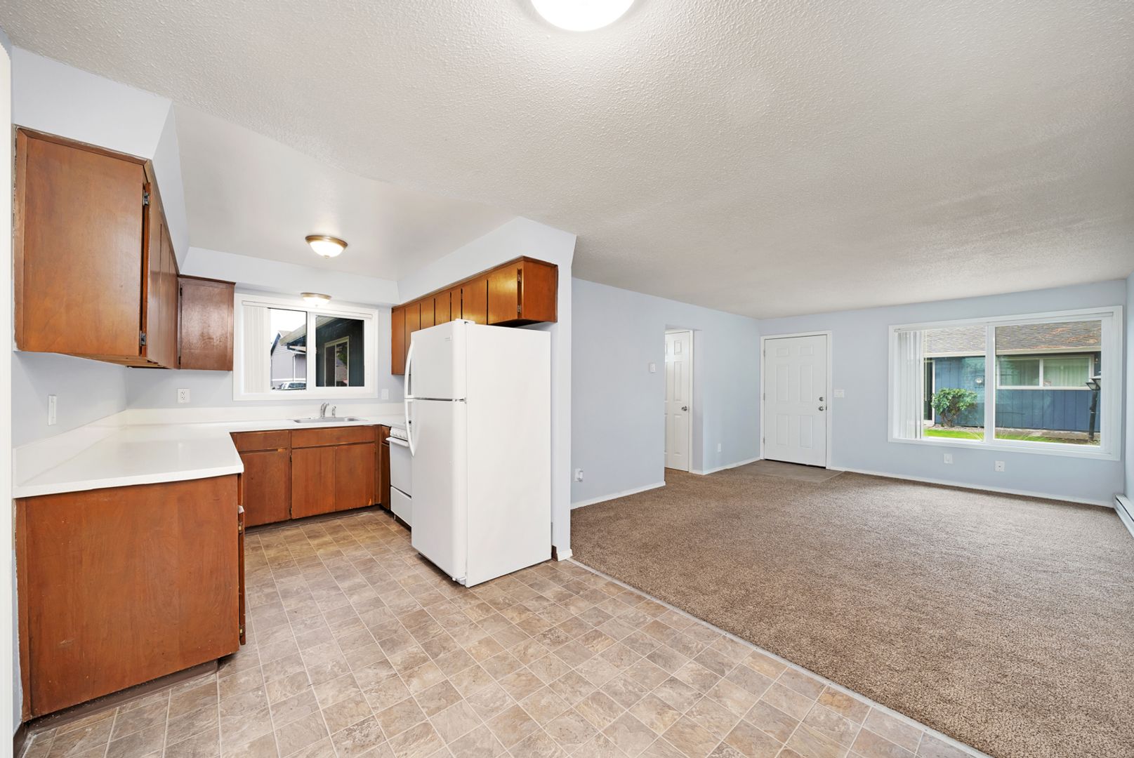 Aloha Apartment: 18140 SW Shaw Street