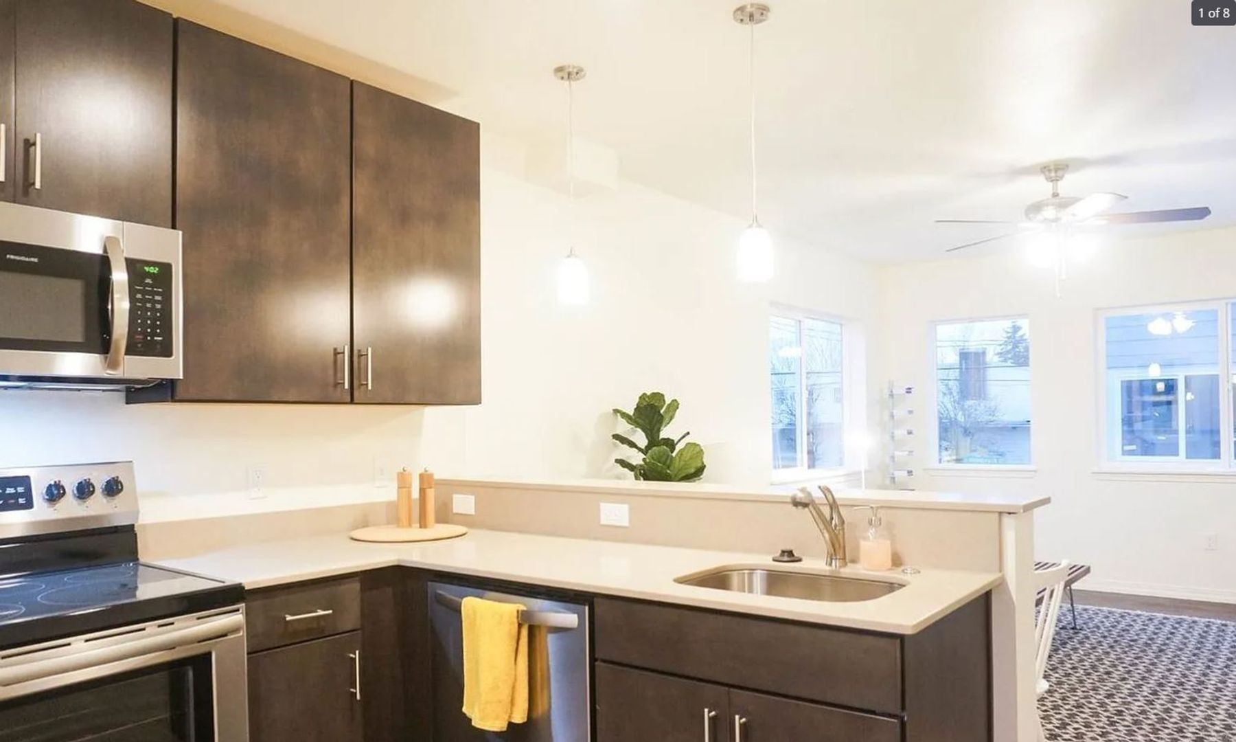 Portland Apartment: 6006 SE 53rd Ave