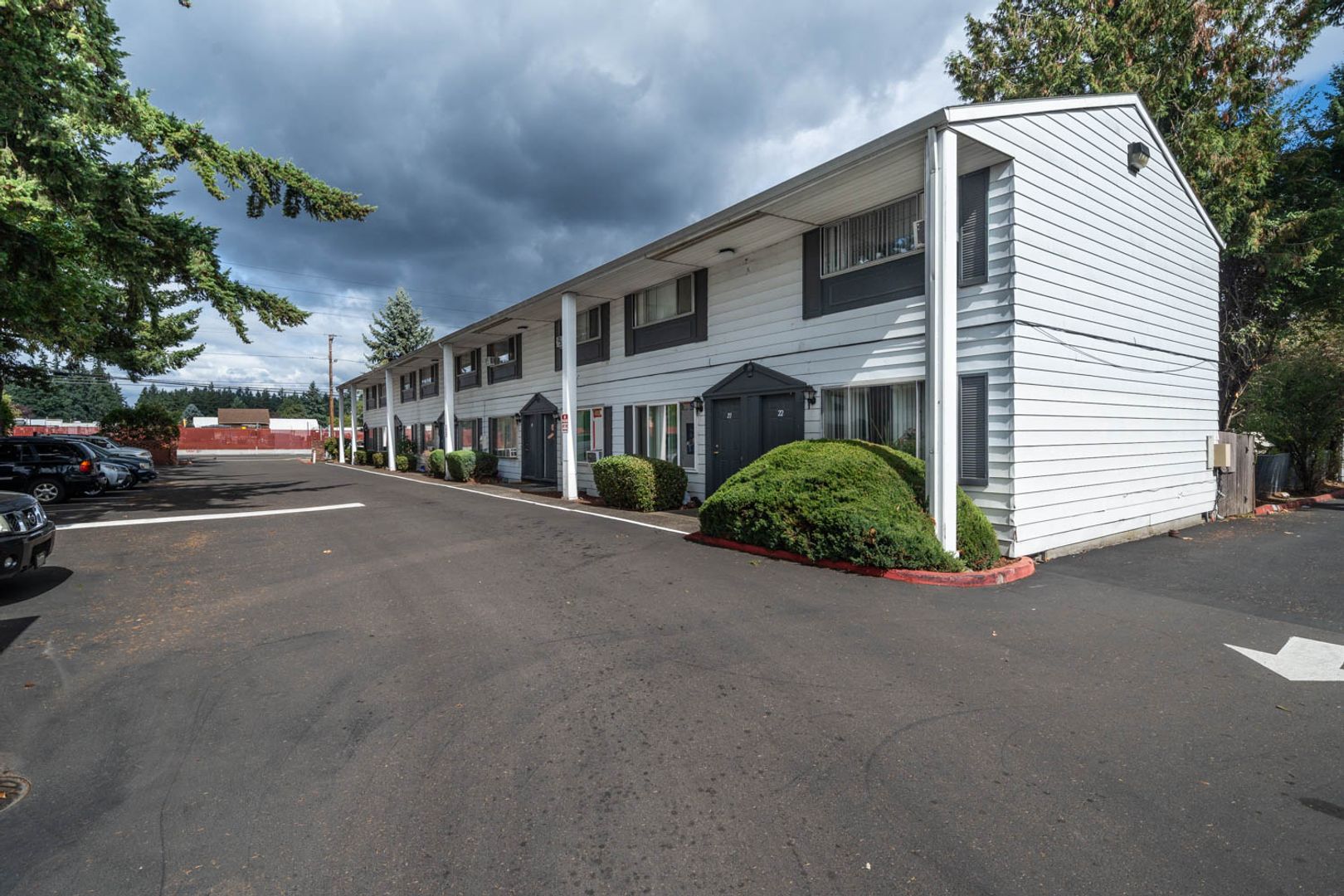 Portland Apartment: 13210 SE Division Street