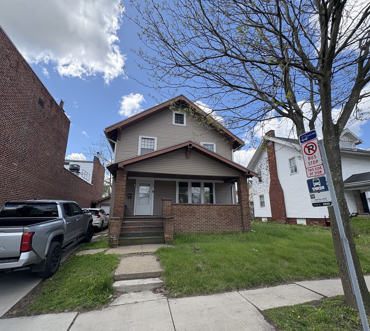Toledo House: 1477 W Sylvania Avenue