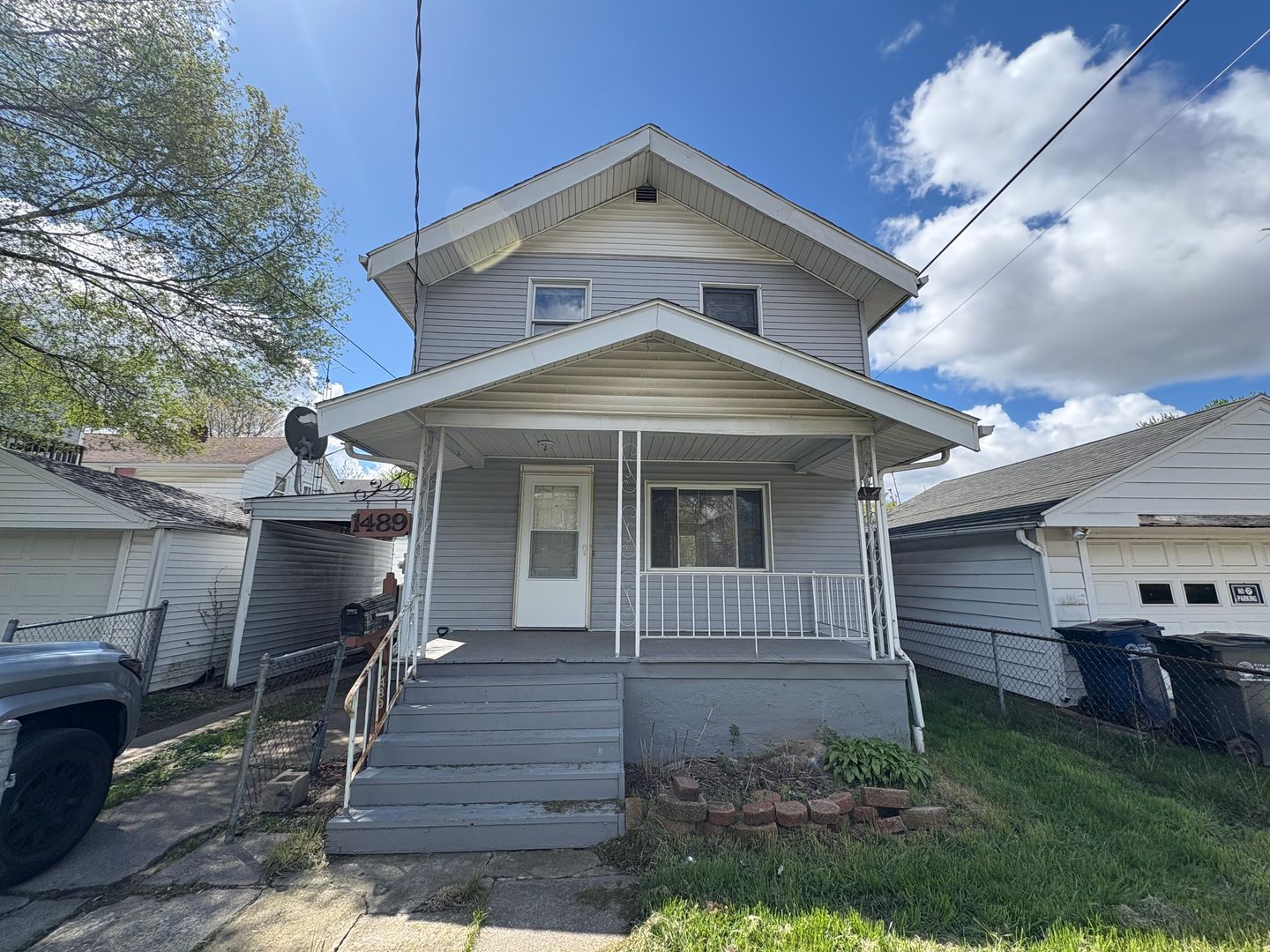 Toledo House: 1489 Berdan Ave.