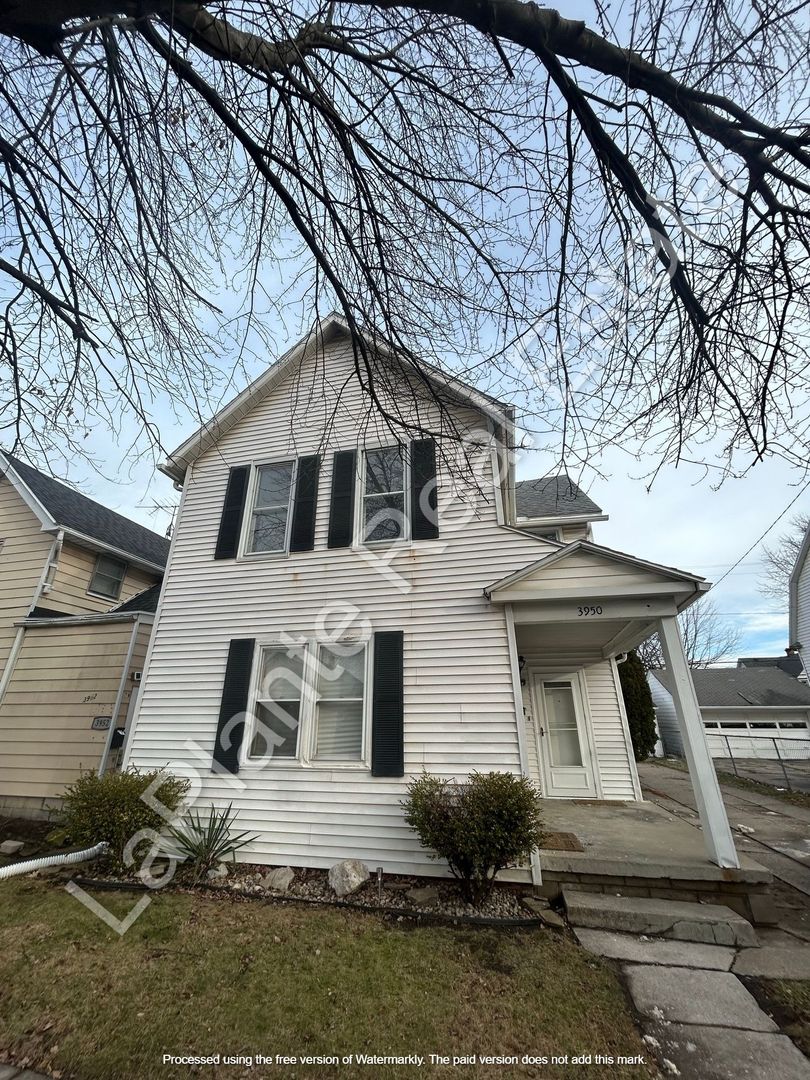 Toledo Apartment: 3950 Woodhaven Drive