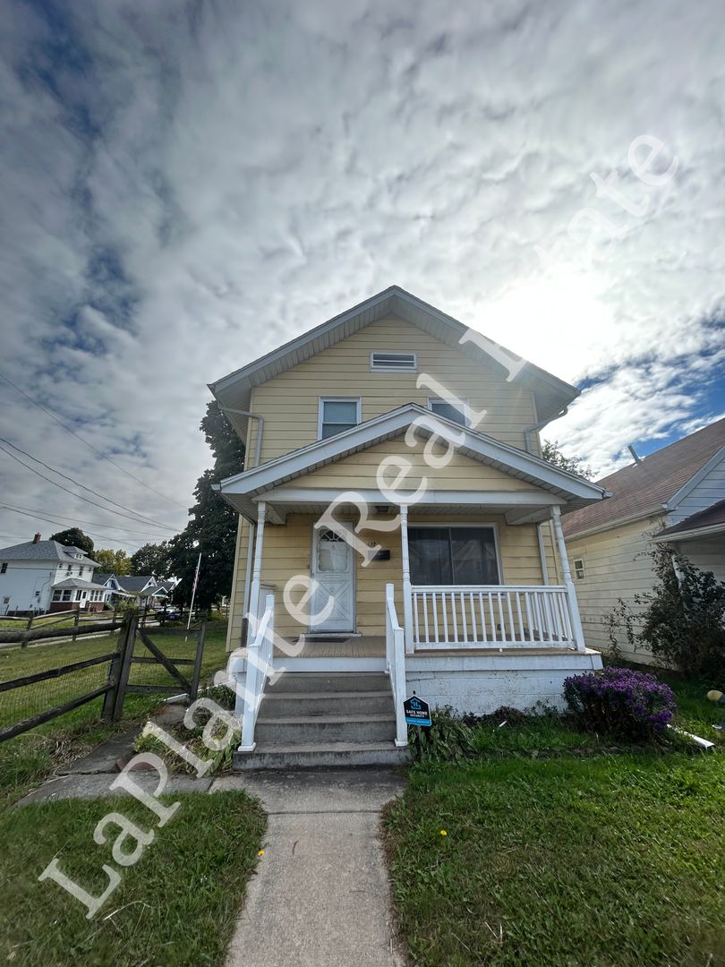 Toledo House: 1522 Nevada St.