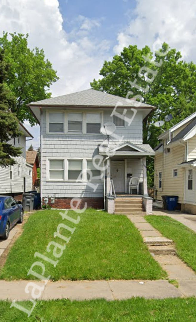 Toledo Apartment: 1308 Goodale Ave.
