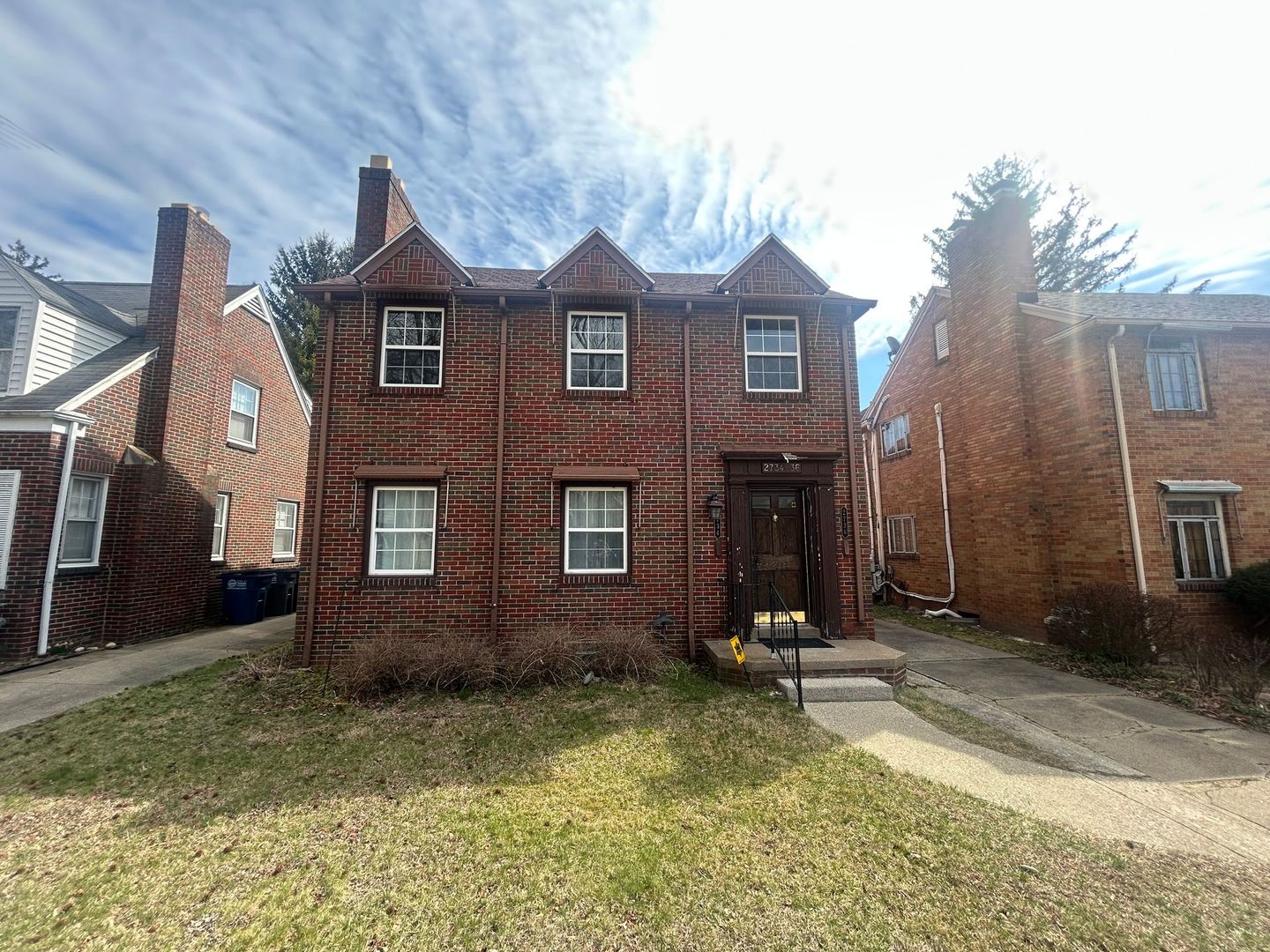 Toledo Apartment: 2734 Powhattan Pkwy.