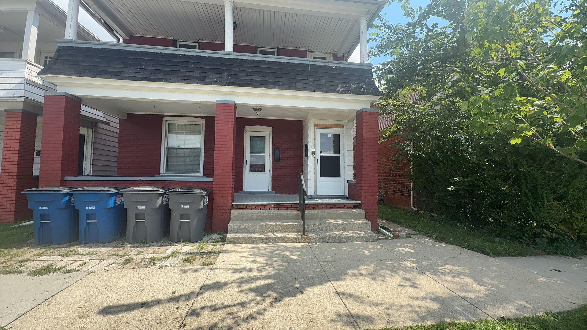 Toledo Apartment: 743 Forsythe St.