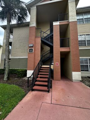 1929 Summer Club Dr. #307 Oviedo, FL 32765