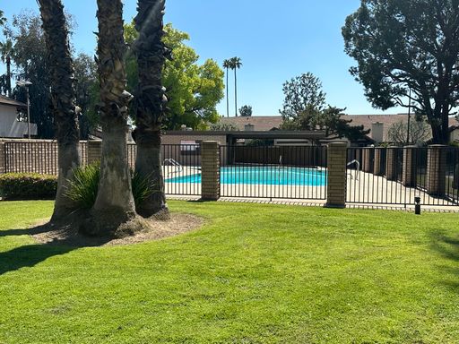 READY NOW! 2+2 W/Garage & Pool! – photo 1