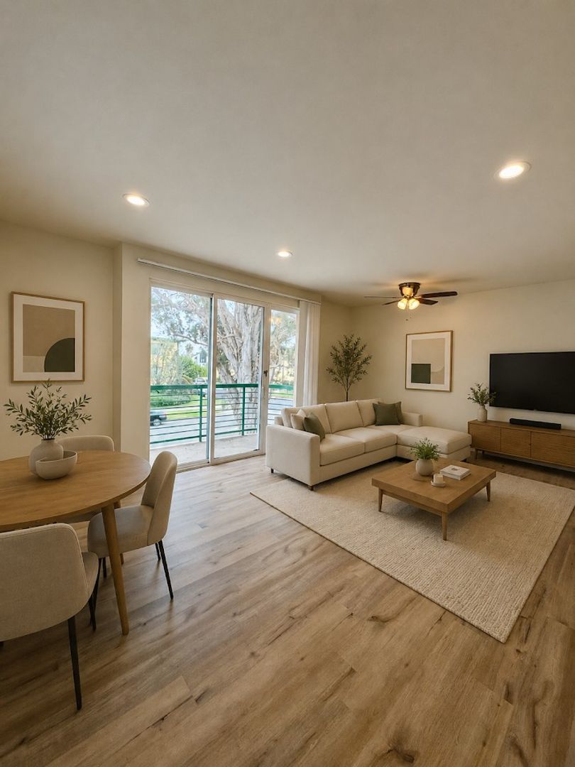Los Angeles Apartment: 10883 Rose Ave.