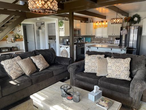 2 Bedroom 2 Bath+ Loft - 1 Acre - Unfurnished Or Furnished – photo 1