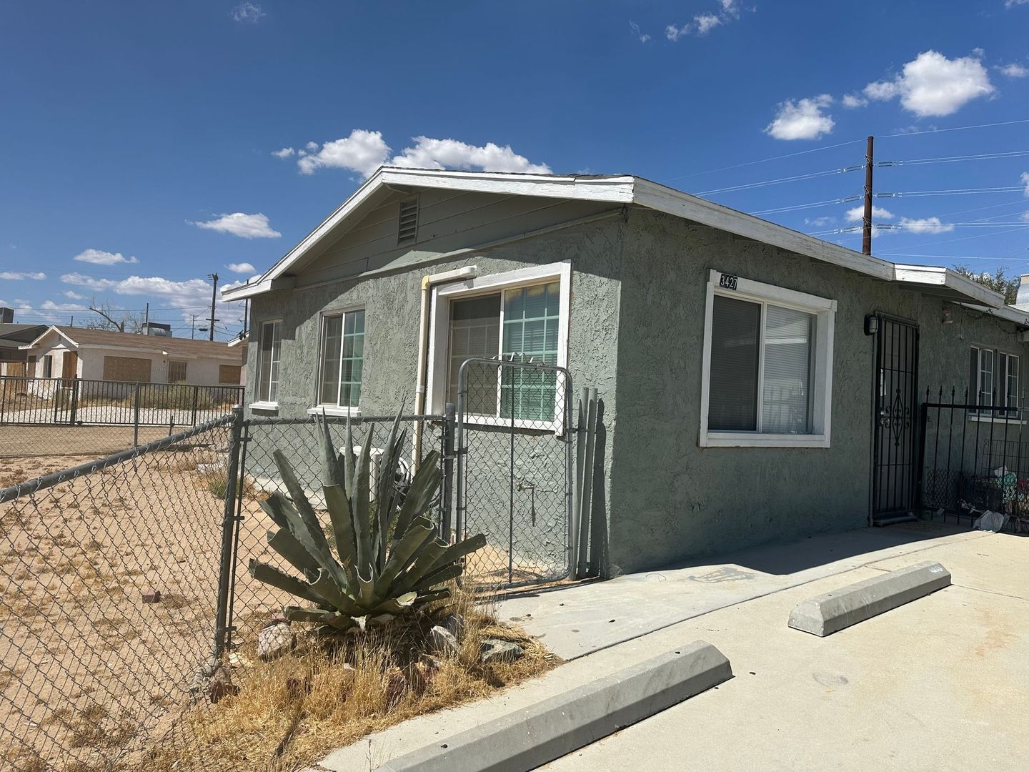 Mojave Apartment: 3427 Arthur Ave.