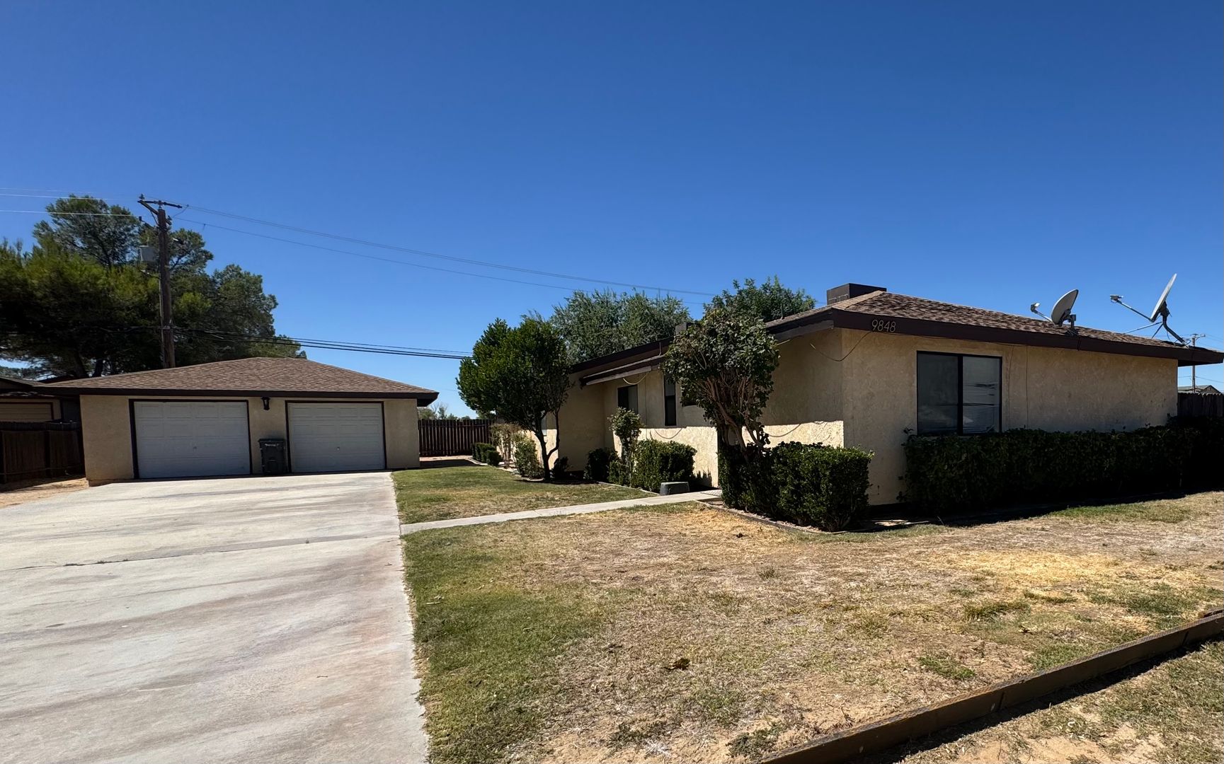 California City Apartment: 9848 Sally Ave.